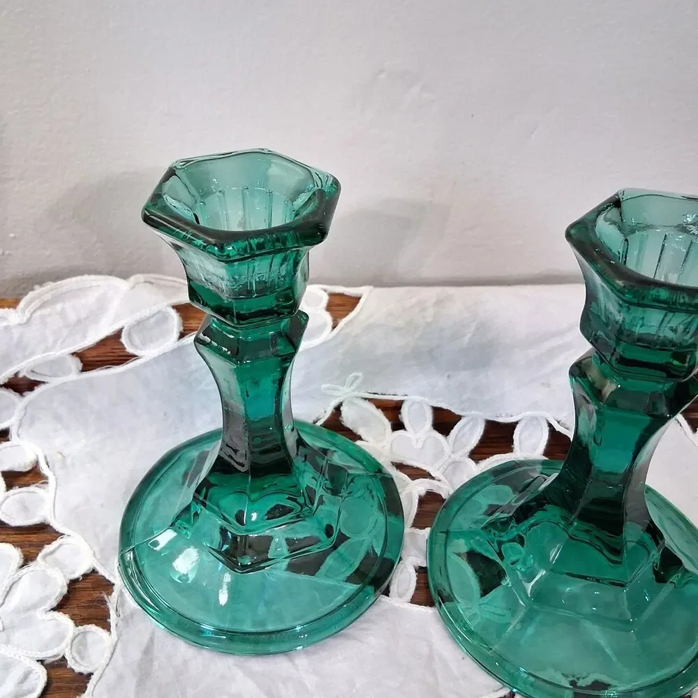 Vintage Pair Of Emerald Green Glass Candle Stick Holder 4.5